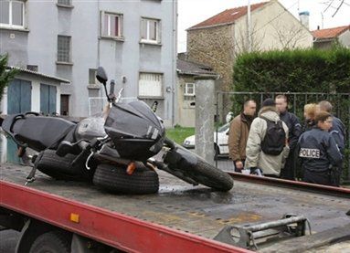Policja odkryła skład broni pod Paryżem