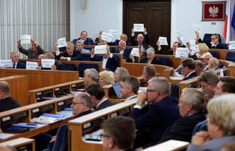 Technologia zamiast stenotypistów? Senat chce własnej aplikacji do rozpoznawania mowy