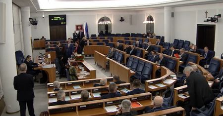 PKW podał niemal kompletne wyniki wyborów do Senatu. Sprawdź, kto uzyskał większość
