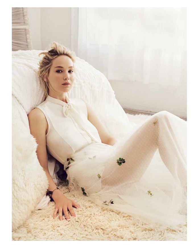 Jennifer Lawrence we francuskim "Marie Claire"