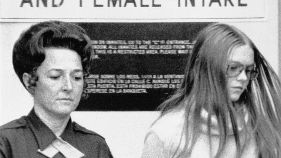 Brenda Ann w drodze na rozprawę