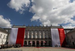 Pomysłodawca Dnia Flagi: "prezydent RP jako jedyny w Europie nie ma swego symbolu"