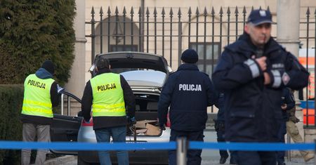 Wjechał w bramę Pałacu Prezydenckiego. Jest śledztwo