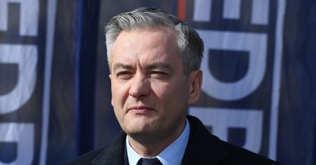 Biedroń: o przeprowadzeniu lub przełożeniu wyborów zdecydują sondaże Dudy