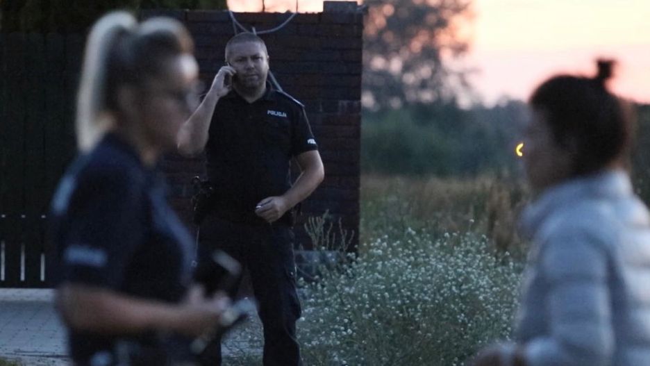 Pomimo interwencji policji, ojciec nie wydał dzieci matce