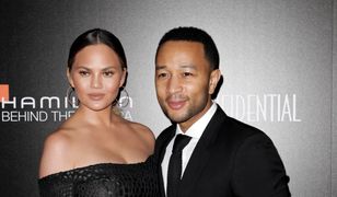 John Legend i Chrissy Teigen nie szczędzili sobie czułości na czerwonym dywanie