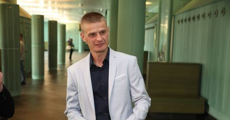 "Mam 28 lat, przesyłam swoje zdjęcia". Kobiety piszą do Tomasza Komendy