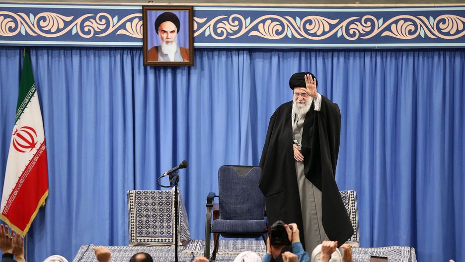 Iran. Ali Chamenei po atakach na amerykańskie bazy