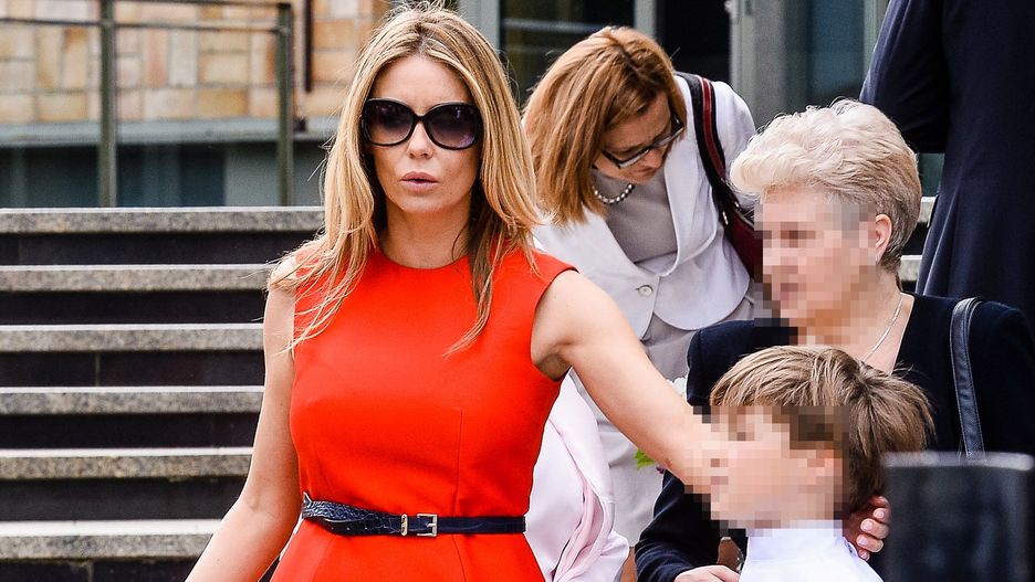 !!! PAPARAZZI !!! BRAK ZGODY NA PUBLIKACJE WIZERUNKU !!!
MALGORZATA ROZENEK POSLALA SYNA DO KOMUNII. BYL Z NIA RADOSLAW MAJDAN I WPADL JACEK ROZENEK Z KOBIETA
WARSZAWA 30.05.2015
FOT. PAPARATY 02/14