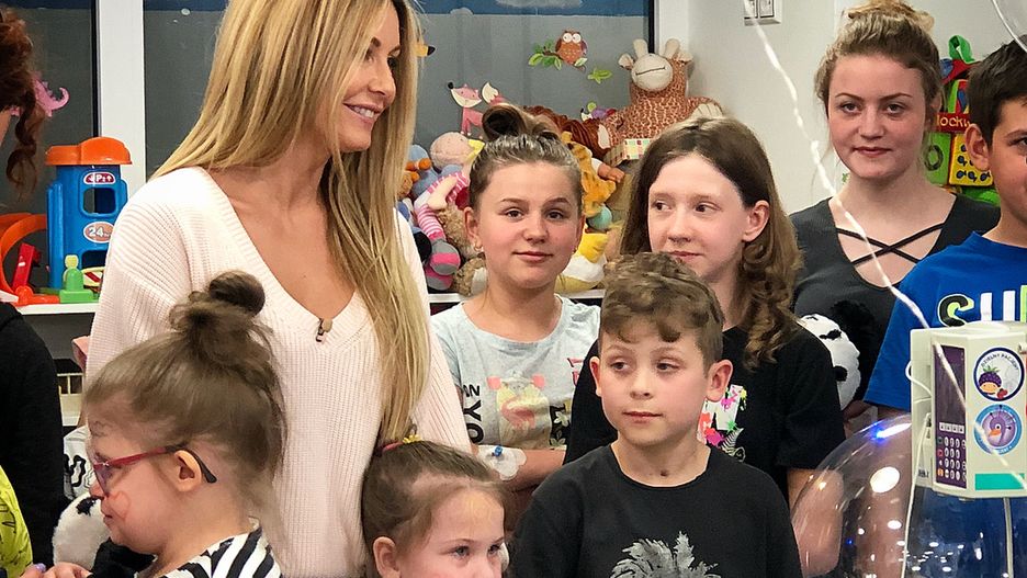 Małgorzata Rozenek w Centrum Zdrowia Dziecka