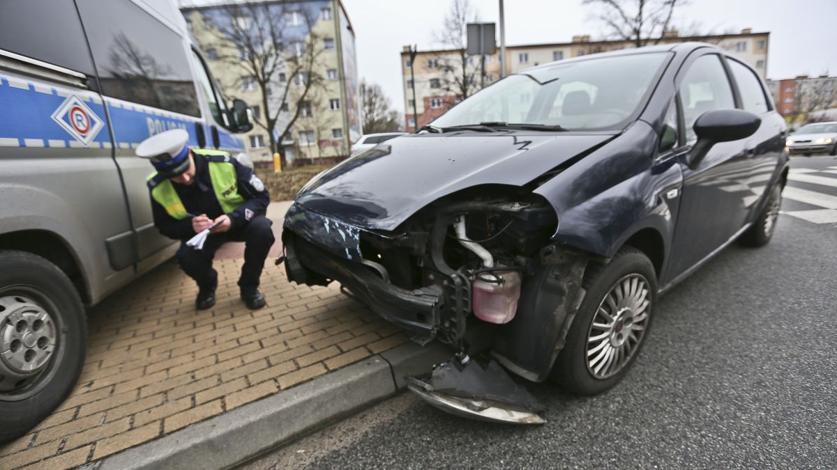 Łączna wartość wyłudzeń związanych z polisami komunikacyjnymi w 2018 roku to 156 mln zł.