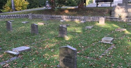 Jelenia Góra: Zniszczono groby żołnierzy radzieckich