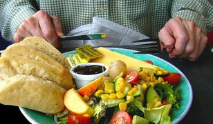 Czy wiesz, jak zachować się przy stole?