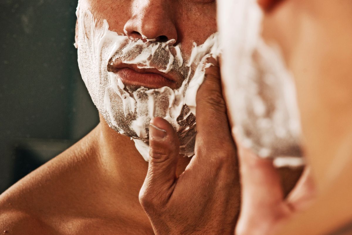 Golenie brody - jak i czym się golić?