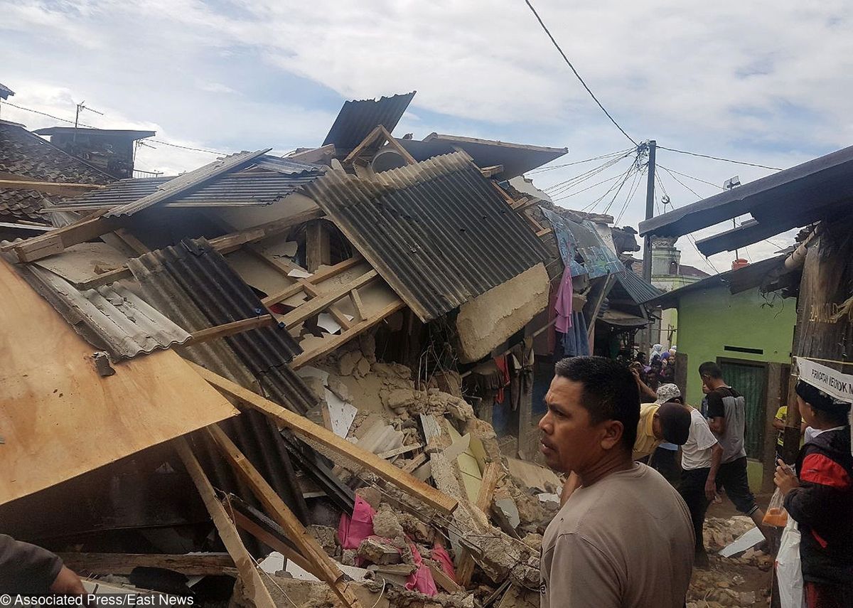 Trzęsienie ziemi na Jawie. Co najmniej trzy osoby nie żyją, setki zniszczonych domów