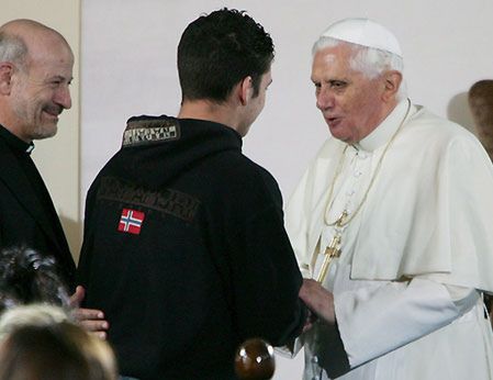 Papież w więzieniu dla nieletnich