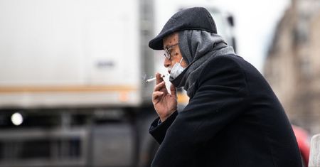 Koronawirus. Palenie chroni przed zakażeniem? Eksperci rozwiewają wątpliwości
