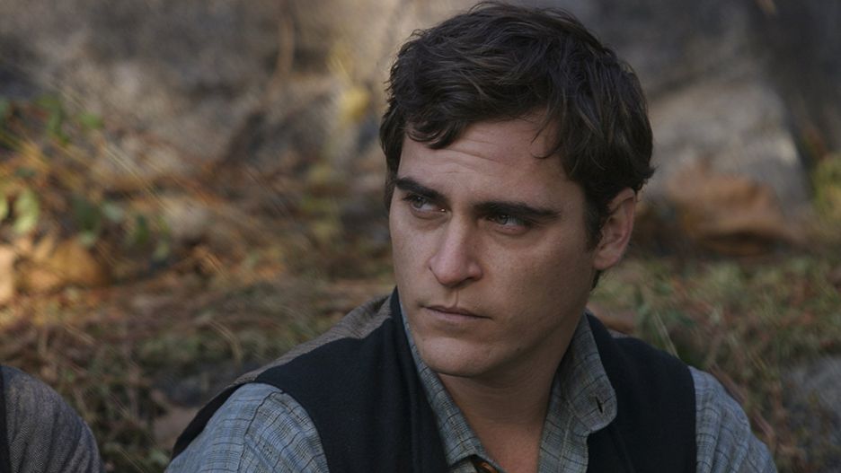 Joaquin Phoenix w filmie "Osada"