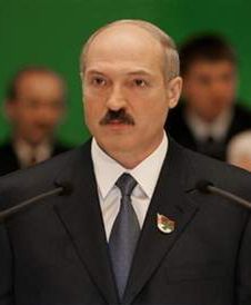 Łukaszenka ostro atakuje opozycję