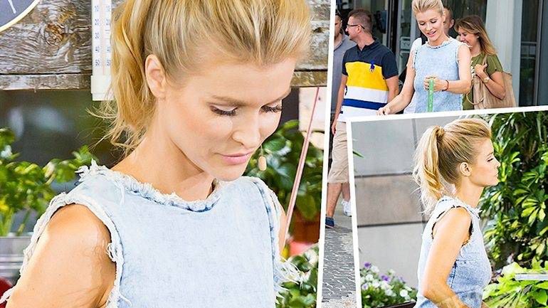 Joanna Krupa w dżinsowej sukience w Pytaniu na śniadanie 13 sierpnia 2015