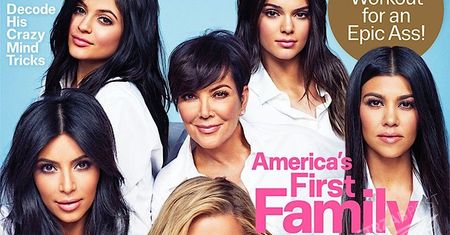 Kardashianki w identycznych stylizacjach na okładce "Cosmopolitan"! Zgodziły się na tę sesję z jednego powodu