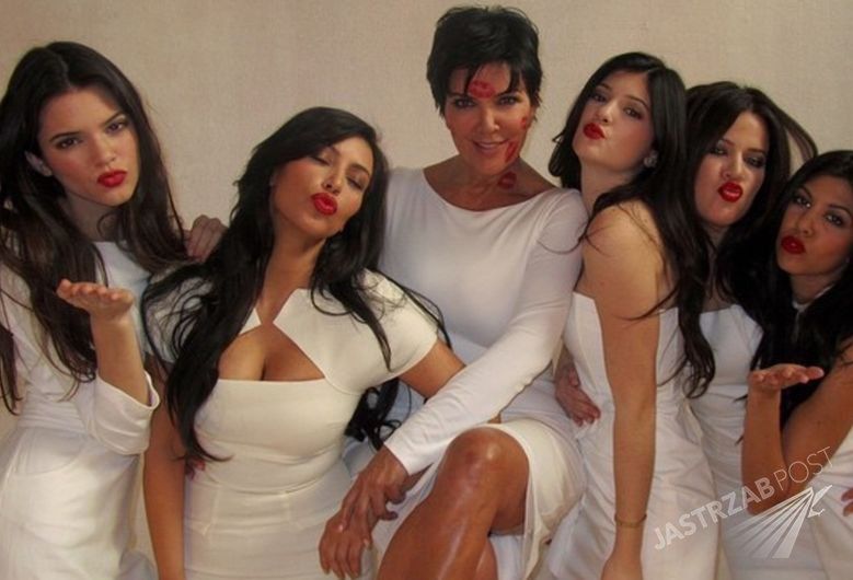 Kim Kardashian "@krisjenner"
Supplied by Instagram.com