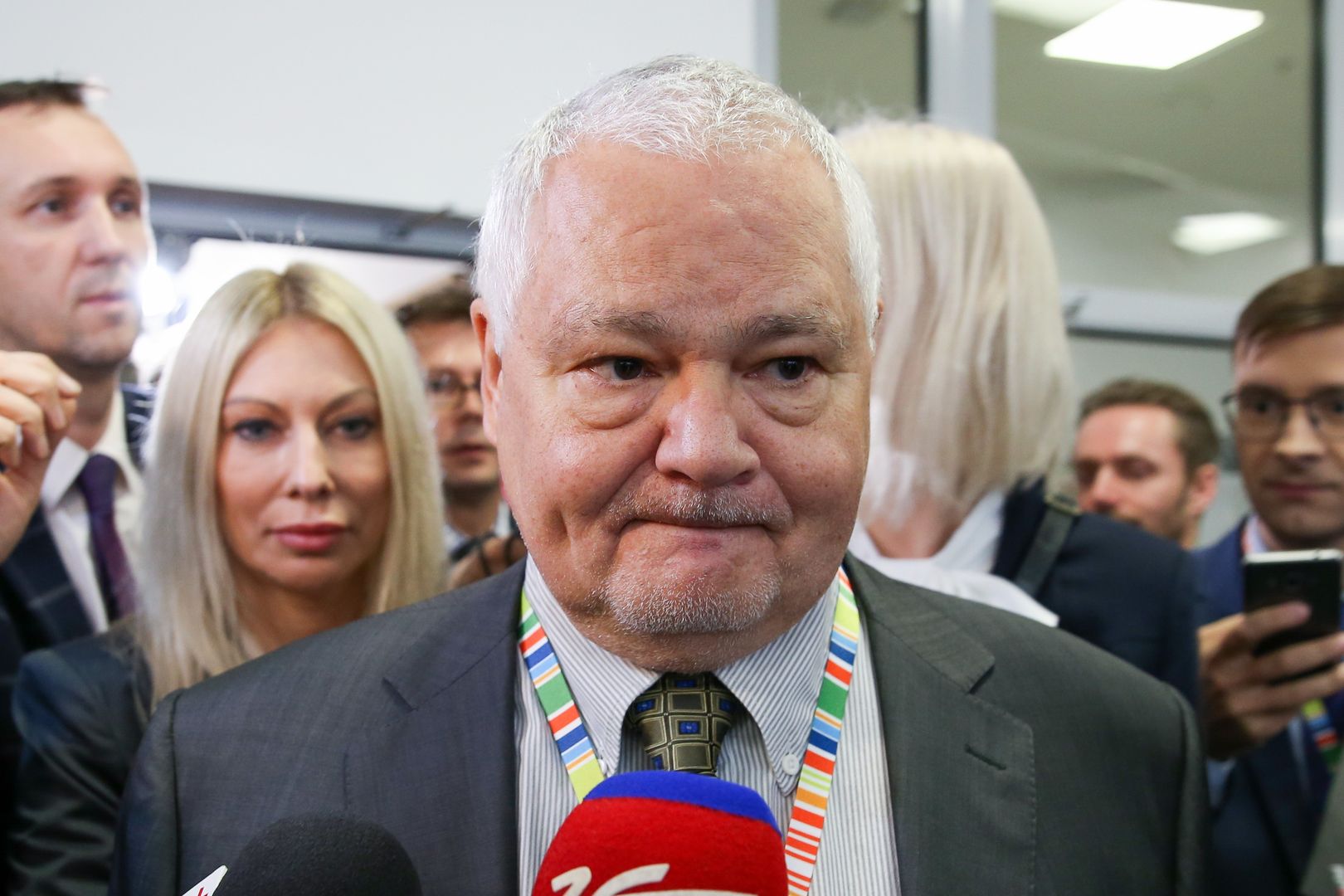 Kamila Sukiennik pojawiła się w towarzystwie prezesa Adama Glapińskiego na Kongresie 590 w Jasionce