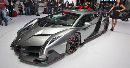 Lamborghini Veneno: materiał na plakaty