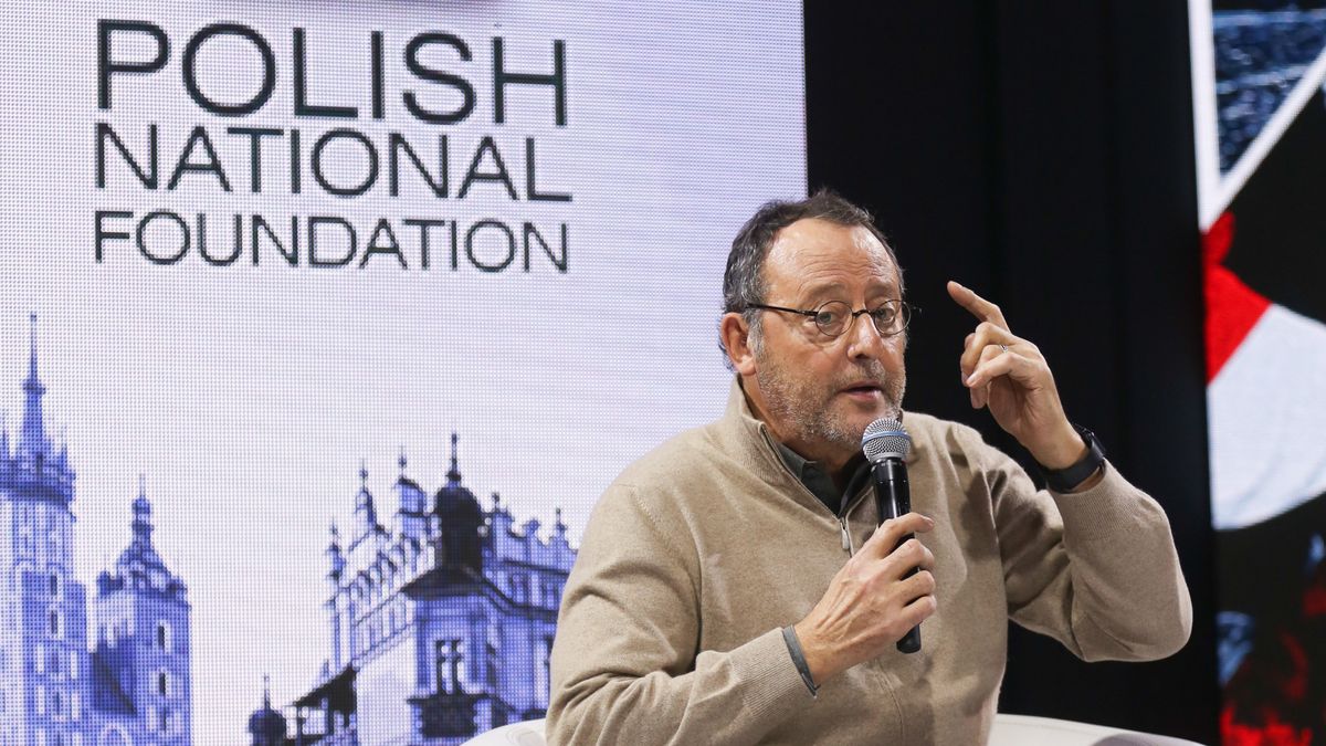 Francuski aktor Jean Reno odwiedził Polskę w grudniu 2018. Był gościem projektu "100x100" PFN.