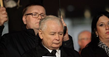 "Partia Smoleńska chyba zapomniała o miejscu katastrofy". Takich obchodów jeszcze nie było