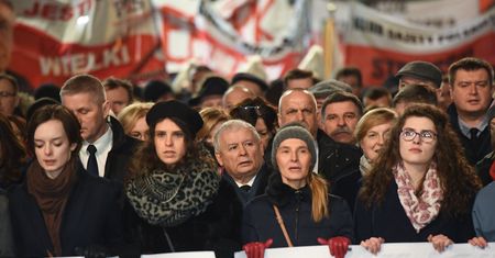 Polacy liczą na koniec miesięcznic. Odpowiedzi są jasne