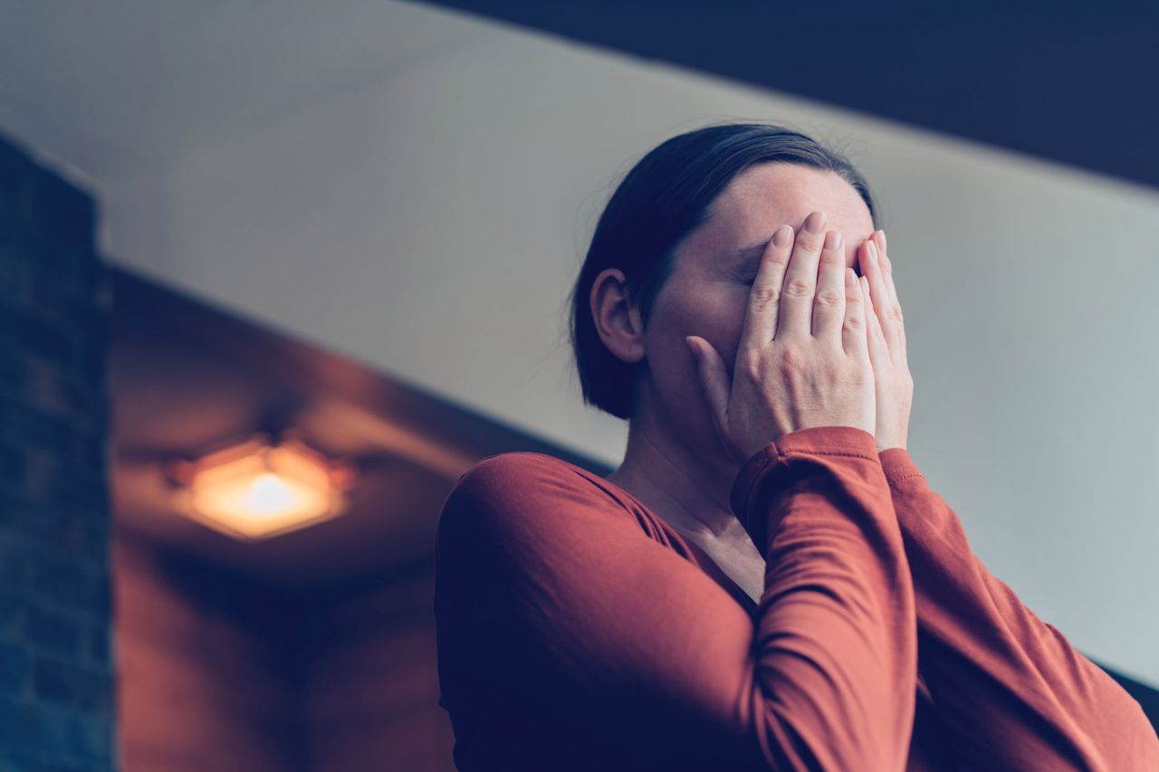 Aneta znalazła w telefonie męża zdjęcia innych kobiet. Nie ukrywał, że je ogląda