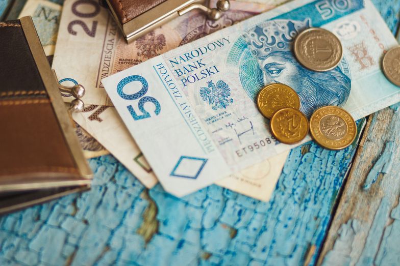 Mimo wzrostu przeciętnego wynagrodzenia, Polacy wciąż zarabiają zbyt mało
