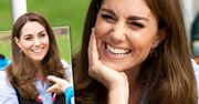 Wyluzowana księżna Kate siedzi na pieńku i grilluje piankę. W takim wydaniu jeszcze jej nie widzieliśmy