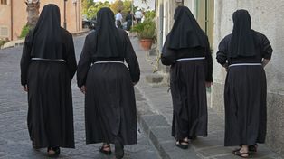 Tyle przelewa im ZUS. Emerytura zakonnic w Polsce. Lepiej usiądźcie