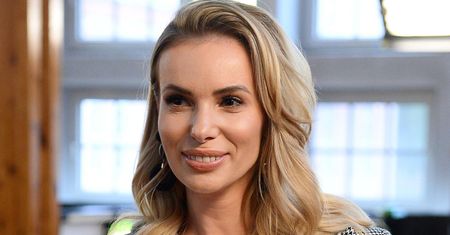 Izabela Janachowska uczyła się gry na fortepianie. Tłumaczy, że grała utwory Spindlera
