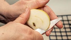 Jesz jabłko rano czy wieczorem? Różnica jest większa niż myślisz