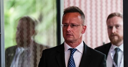 Węgrzy znowu uderzają w UE. "Bruksela przygotowuje się do wojny"