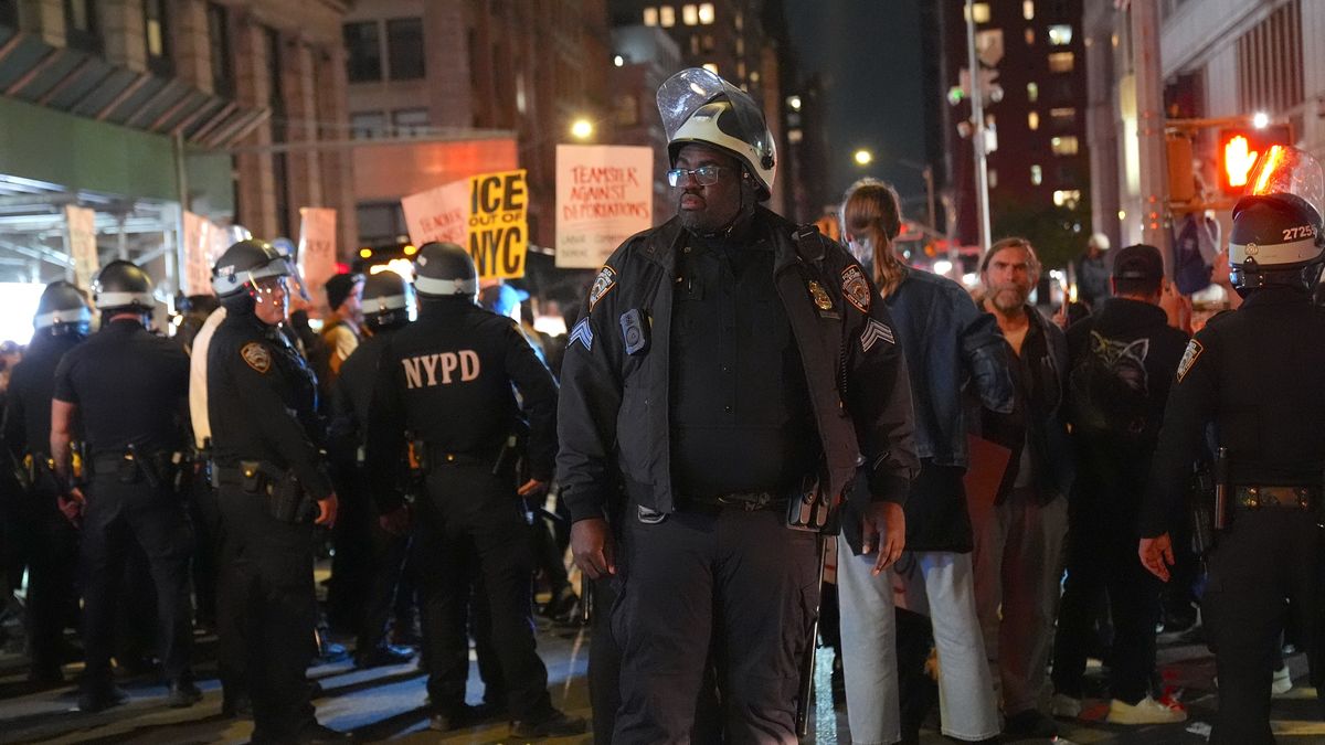 Wybuch protestów po aresztowaniu ulicznych sprzedawców przez ICE