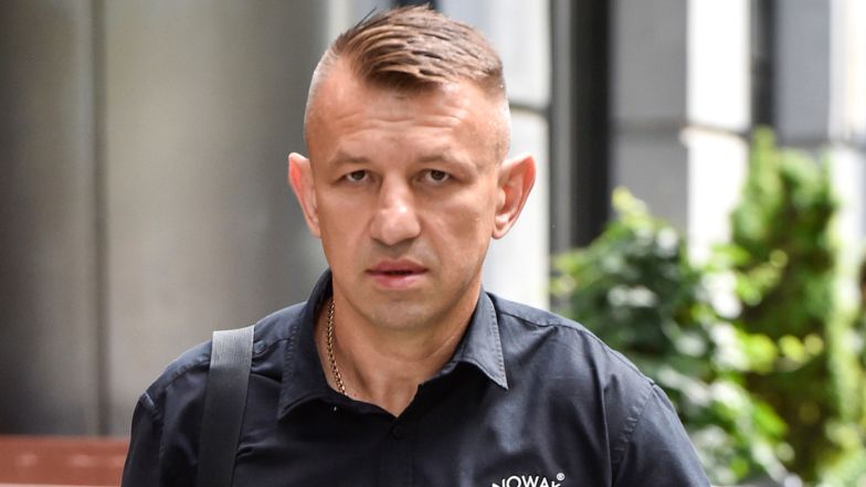 Tomasz Adamek został WYPROSZONY z samolotu. "Usłyszałem, że jestem pijany i że nie mogę lecieć"