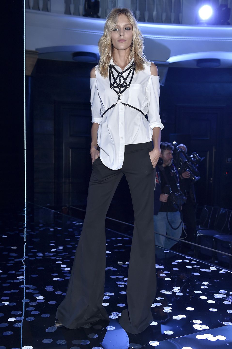 Anja Rubik na pokazie swojej kolekcji dla Mohito