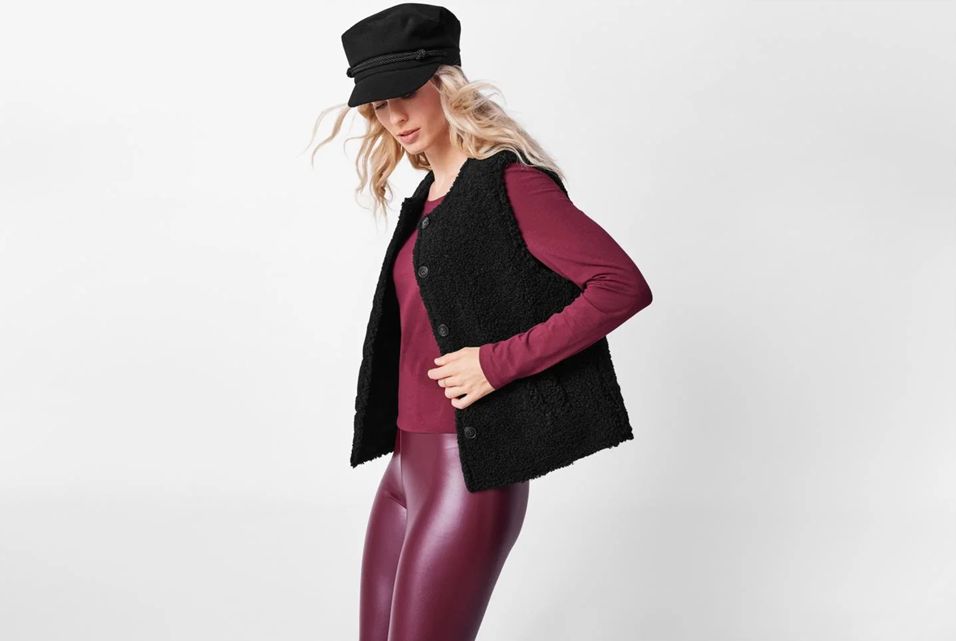 Kamizelka z czarnego baranka z kolekcji Lidla