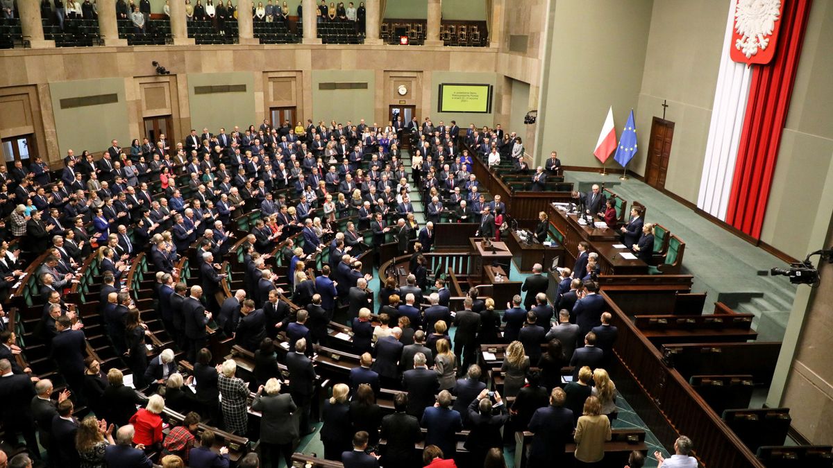 W ciągu roku sytuacja na polskich drogach znacznie się zmieniła