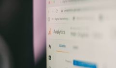 Czy wydawcy powinni teraz pozwalniać wszystkich SEO-wców, bo już nie są im potrzebni?