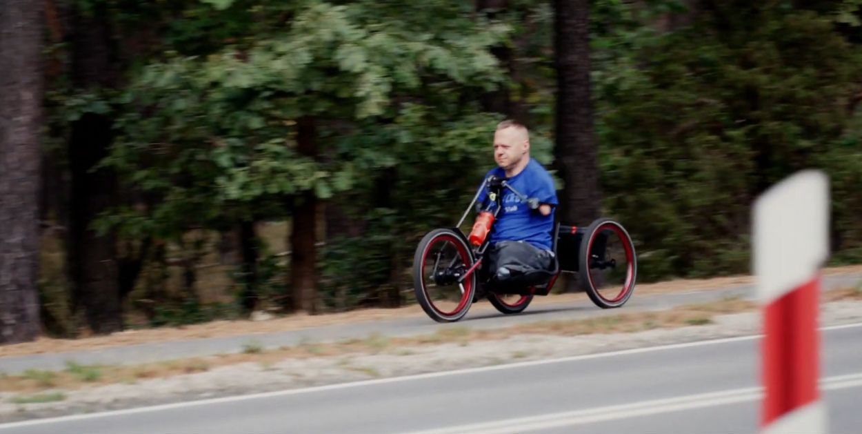 Marcin - niezwykły rowerzysta z Józefowa