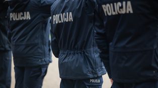 Pomaga i chroni nie tylko na służbie. Dlaczego Maciej Klaczak zasługuje na tytuł #SuperDzielnicowy2026?