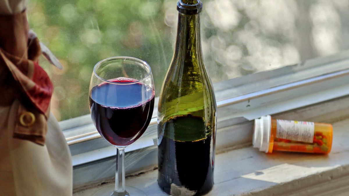 Polak miał dolać 61-latce trucizny do wina