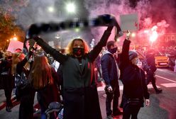 Strajk kobiet. Oficer ABW wjechał w protestujące kobiety. Nowe informacje