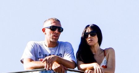 Bellucci w "koszuli nocnej"?