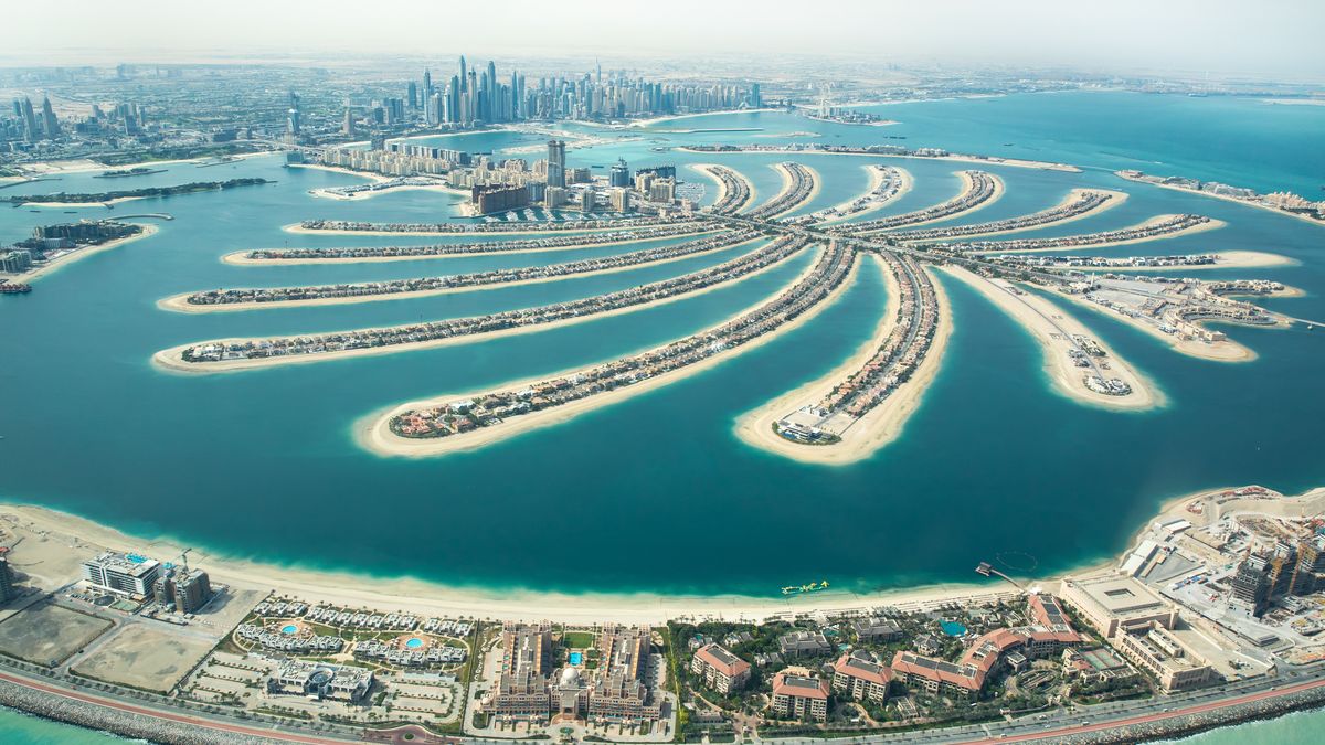 Palm Jumeirah to jedno z najbardziej charakterystycznych miejsc w Dubaju